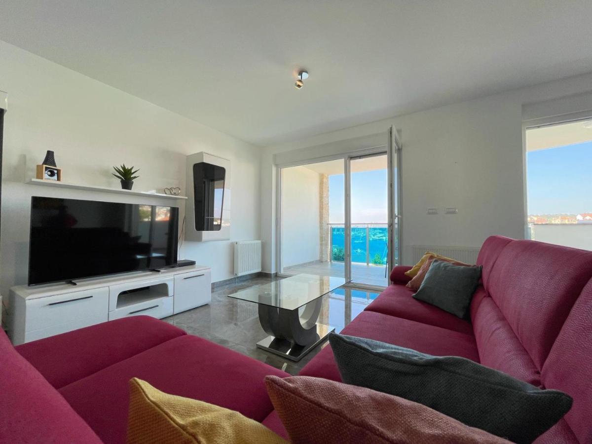Seascape Deluxe Residence Pjescana Uvala Buitenkant foto