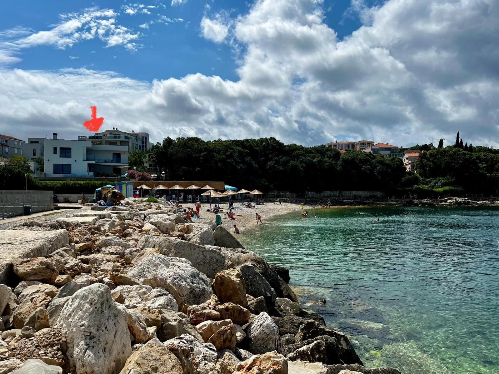 Seascape Deluxe Residence Pjescana Uvala Buitenkant foto
